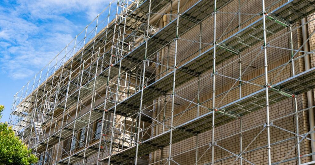 転職は正解?福岡県の施工管理の年収